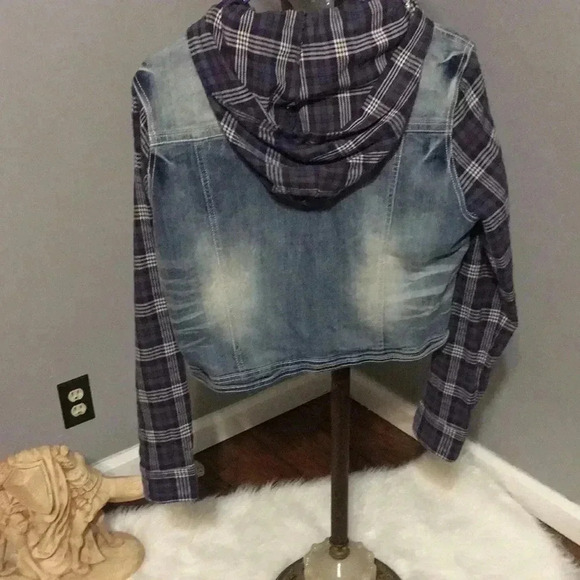 Wallflower xl Jean jacket hooded b2 - Picture 3 of 5